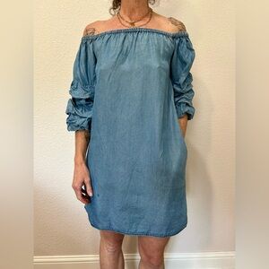 Velvet Heart Blue Off-Shoulder Long Sleeve Dress